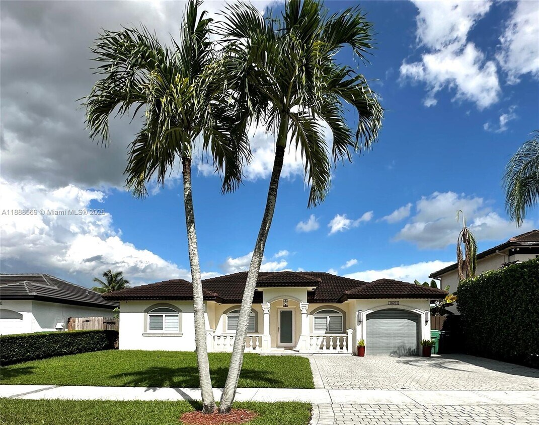 Foto principal - 18201 SW 149th Ave