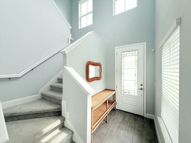 Foto del edificio - Stunning 4BR House in Saint Johns