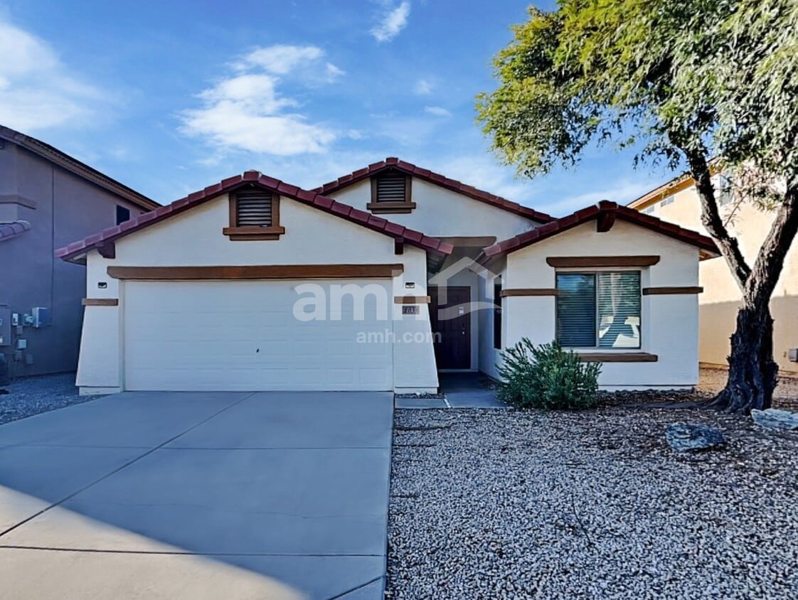 Foto principal - 2033 W Vineyard Plains Dr