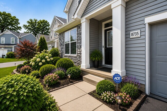 Foto del edificio - 8735 Hawk's Grove Ct