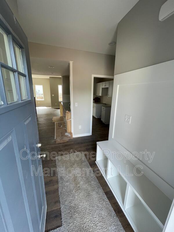 8210 Shawnee St, De Soto, KS 66018 House Rental in De Soto, KS