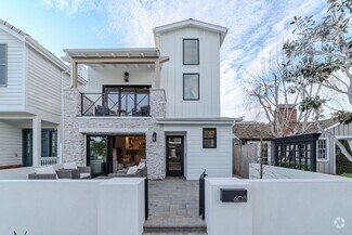 Building Photo - 603 Acacia Ave