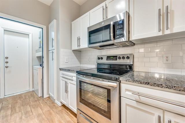 Primary Photo - 330 Las Colinas Blvd E