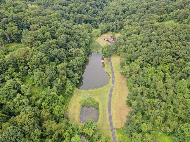Foto del edificio - 5150 Mamont Rd