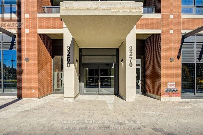 Photo du bâtiment - 3260 Sheppard Ave E