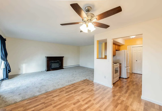 Building Photo - 2407 Cherry Hill Dr