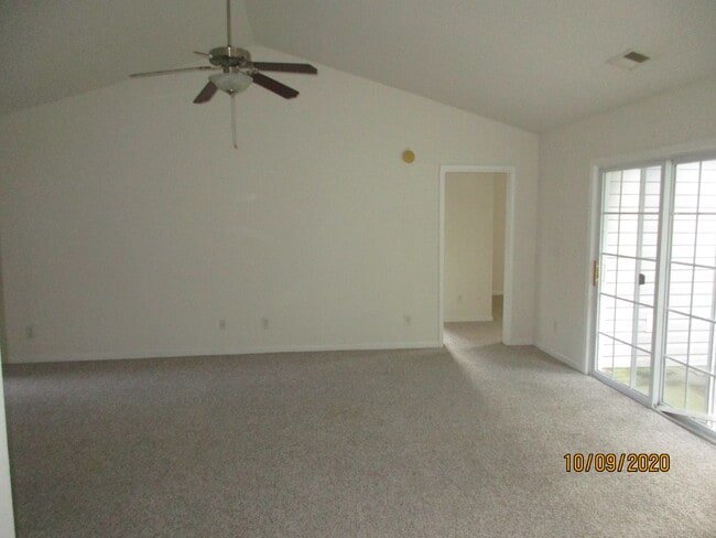 Building Photo - 6512 Royal Pine Dr