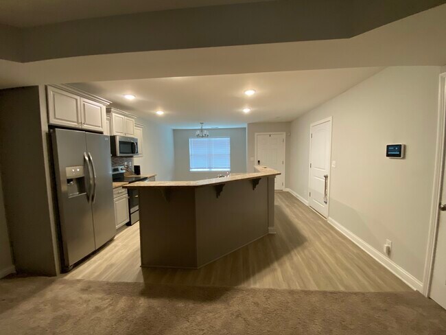 Foto del edificio - 6645 Woods Mill Dr
