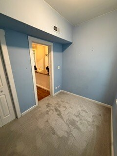 Foto del edificio - 1643 W Beach Ave