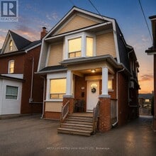 Building Photo - 1733 Dufferin St