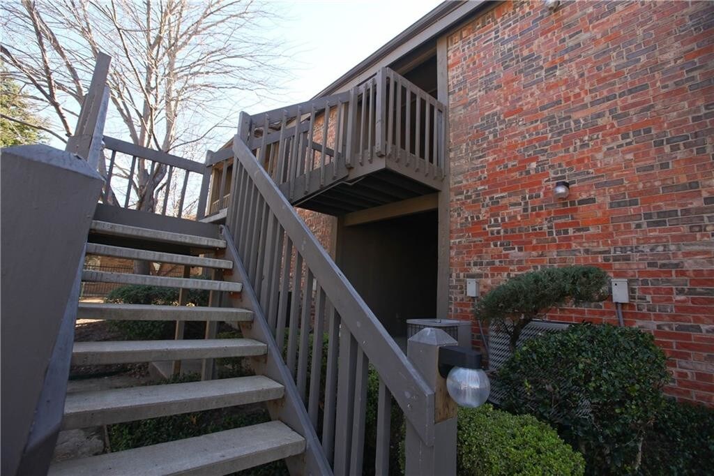 Primary Photo - 1218 Signal Ridge Pl