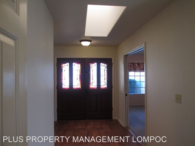 Building Photo - 4 br, 2 bath House - 516 North Canfield