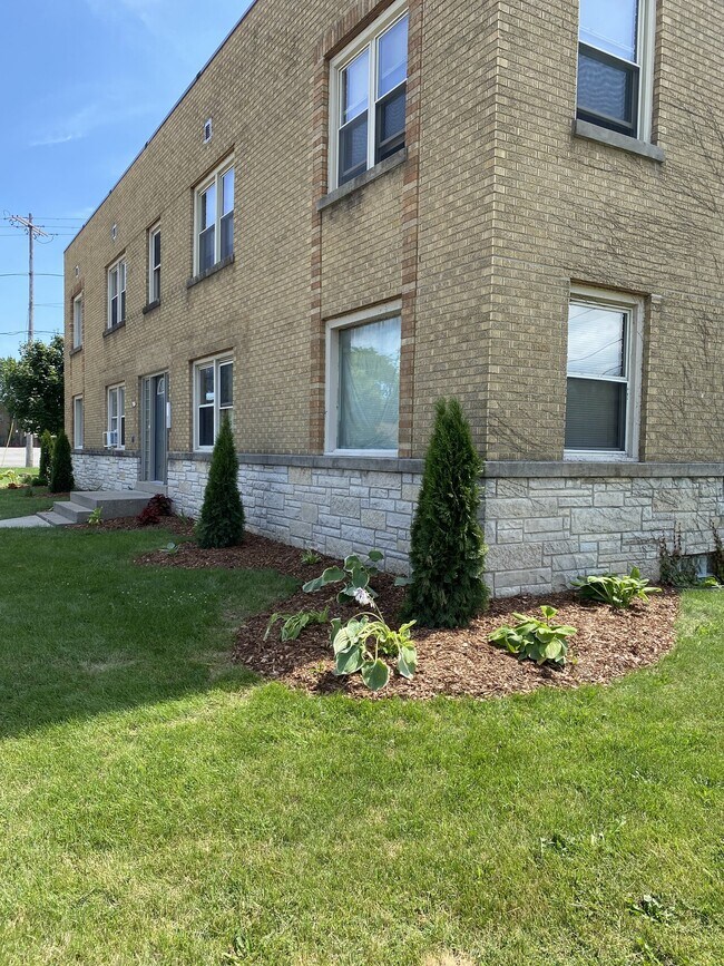 6055 West Appleton Avenue Condo for Rent in Milwaukee, WI