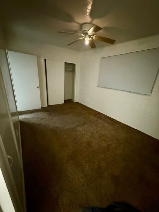 Building Photo - Warnock Avenue