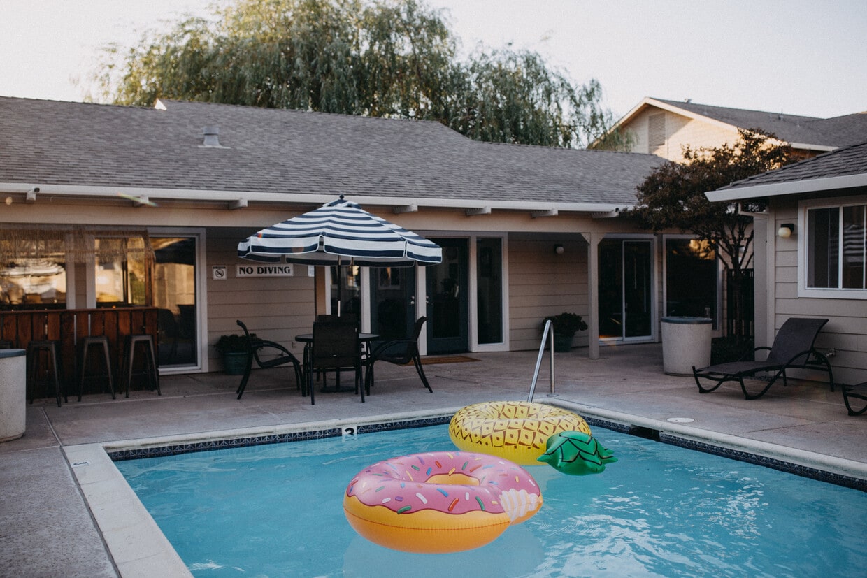 The Willows Apartments 1959 Lake Blvd Davis, CA