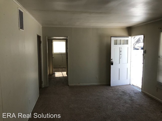Building Photo - 3 br, 1 bath House - 1042 S.. Hampton Rd.