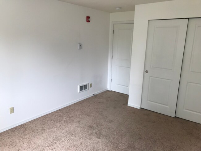 Foto del edificio - 4220 S 164th St