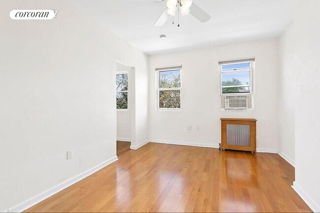 Building Photo - 292 18th St