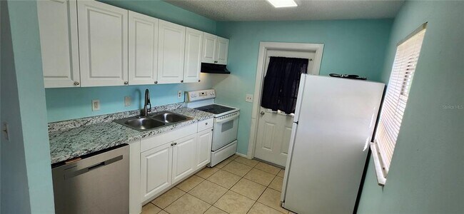 Foto del edificio - 2254 19th Ave SW