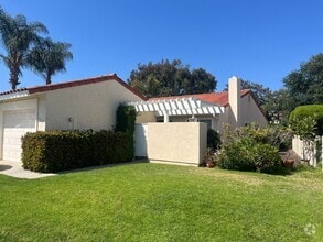 Building Photo - 6464 Camino Del Parque
