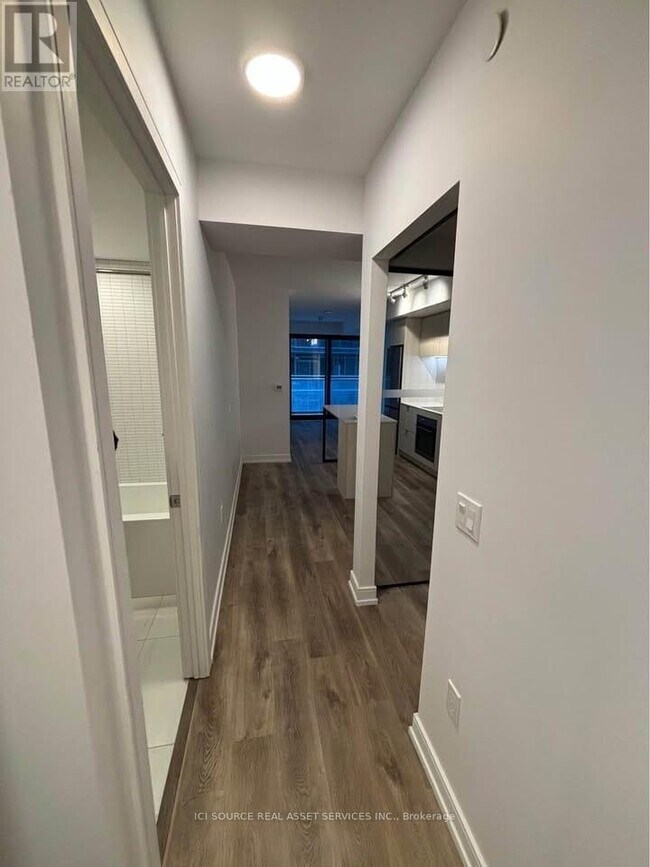 Photo du bâtiment - 1 Jarvis St