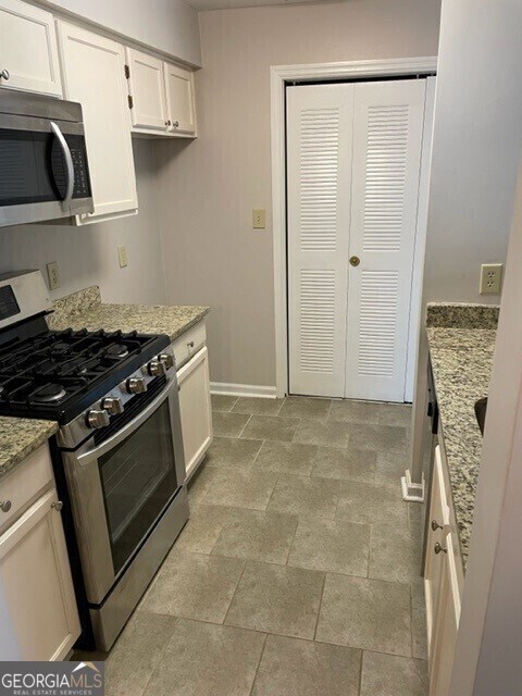 Foto del edificio - 712 Ridgefield Dr