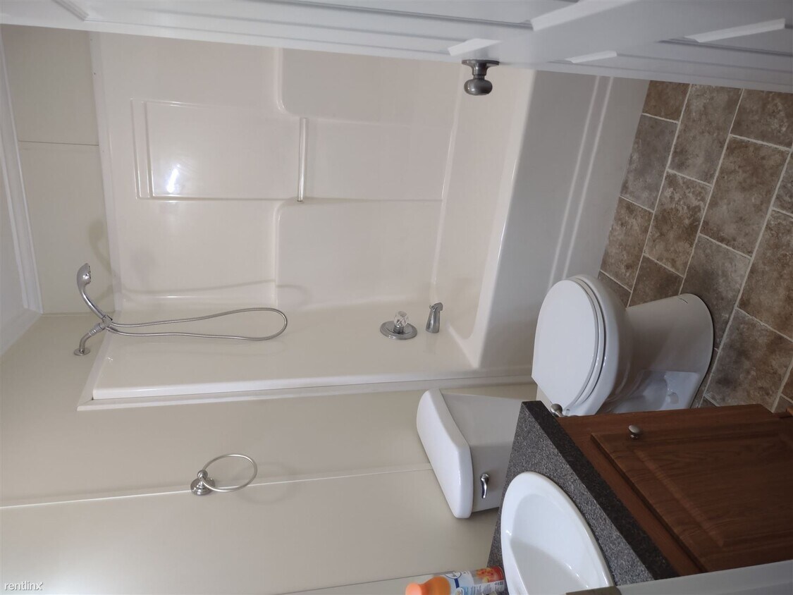 Primary Photo - 3 br, 2 bath Mobile Home - 7 Glouster Ct 7...