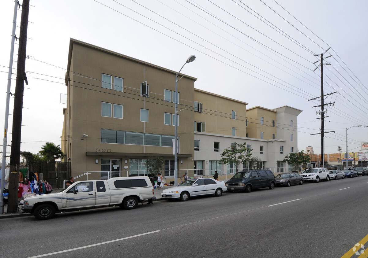 Primary Photo - Mariposa Place