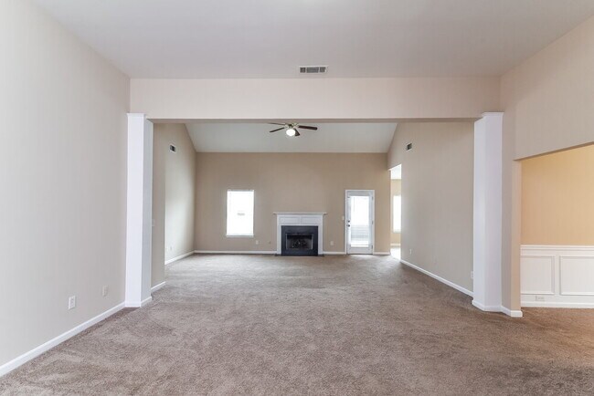 Foto del edificio - 4935 Mundy Ct