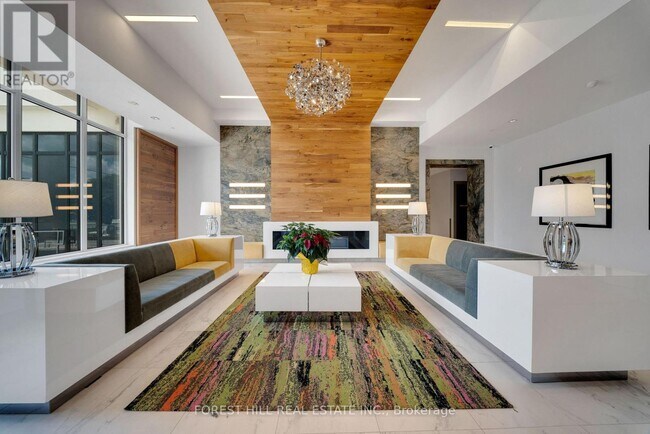 Photo du bâtiment - 7890 Bathurst St