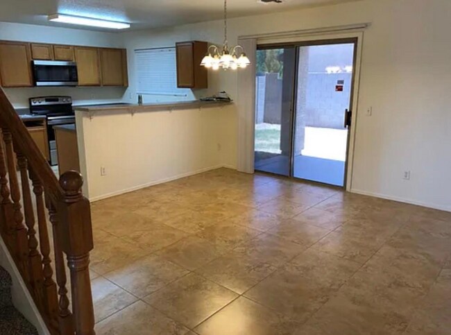 Building Photo - 1293 S Bridgegate Dr