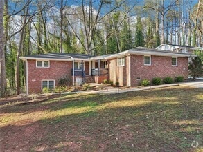 Building Photo - 2897 White Oak Dr