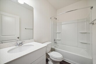 Building Photo - 4603 Highland Crest Dr Building Photo - 4603 Highland Crest Dr
