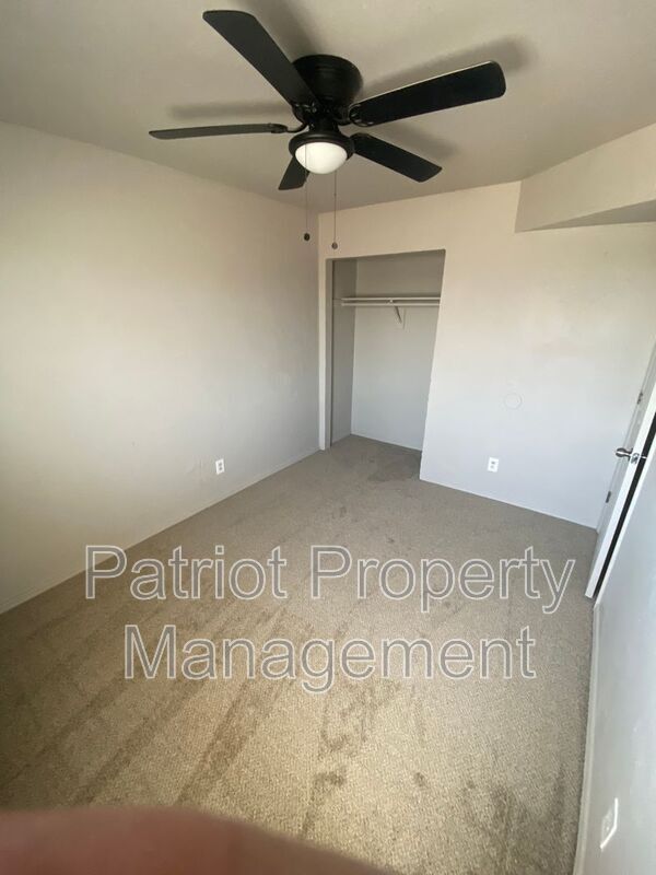 Building Photo - 1145 W Tonto St