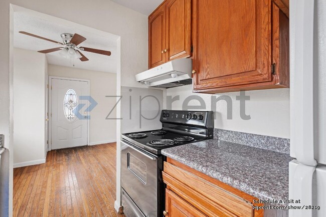Foto del edificio - 2123 Peppertree Way