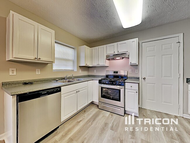 Building Photo - 915 Riley Farm Lane Douglasville GA