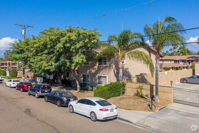 View from Street - 1025 Estes St