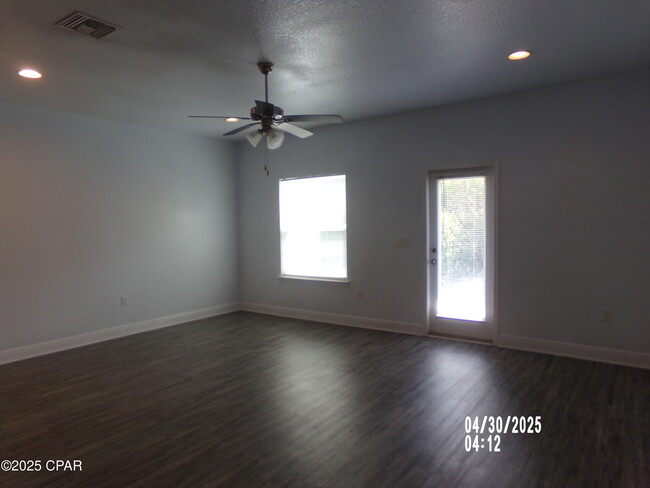 Building Photo - 5836 Callaway Cir