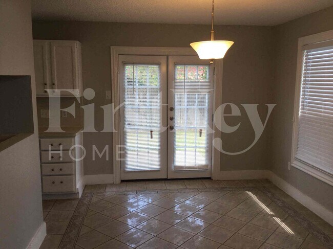 Foto del edificio - 5334 Riverport Dr