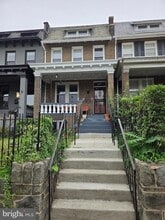 Building Photo - 1319 E Street NE Unit