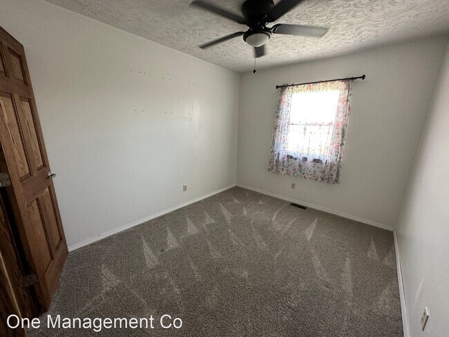 Building Photo - 4 br, 2 bath House - 120 Kent Ct