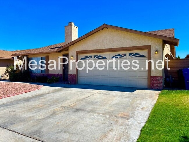 Building Photo - 15819 Cedarwood Pl