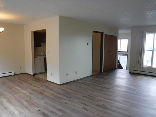 Foto del edificio - Duplex in the south hills