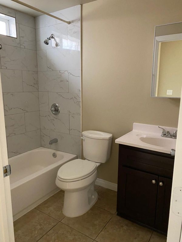 Foto del edificio - 2307 E 117th