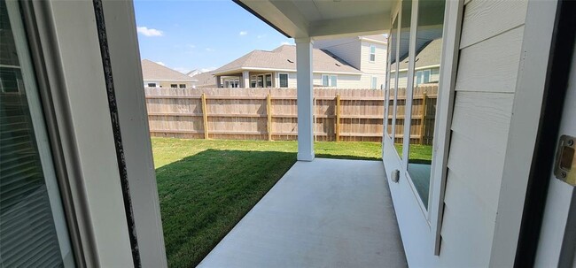Building Photo - 2200 Delano Dr