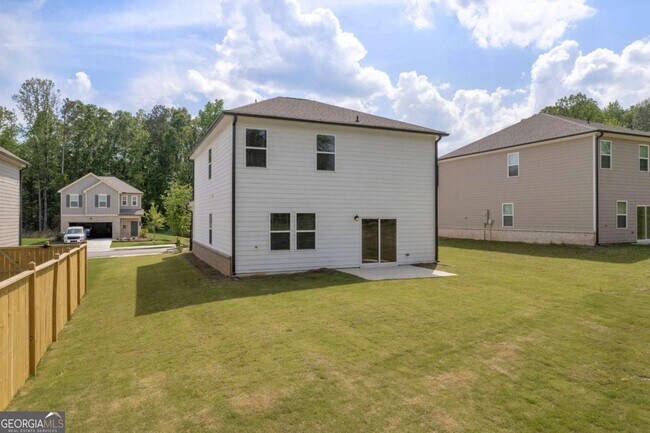 Foto del edificio - 828 Evergreen Rd