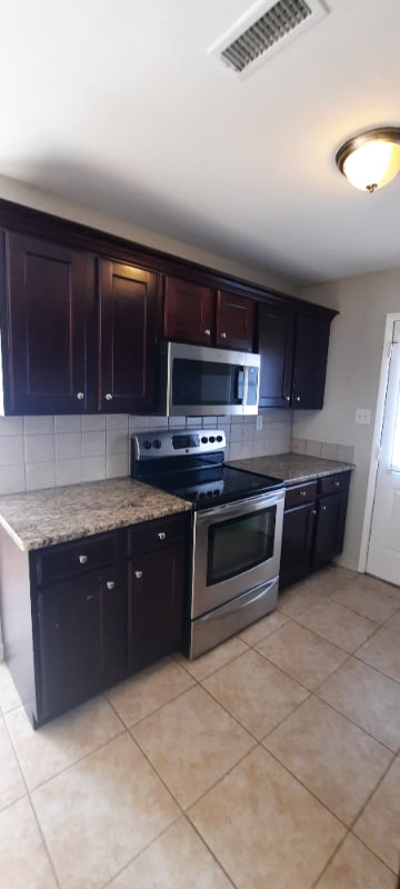 Building Photo - 1312 Hawkins St