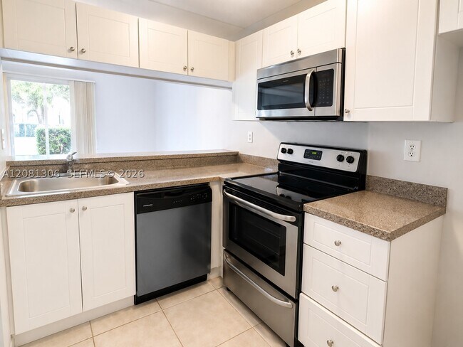 Foto del edificio - 9509 SW 138th Pl
