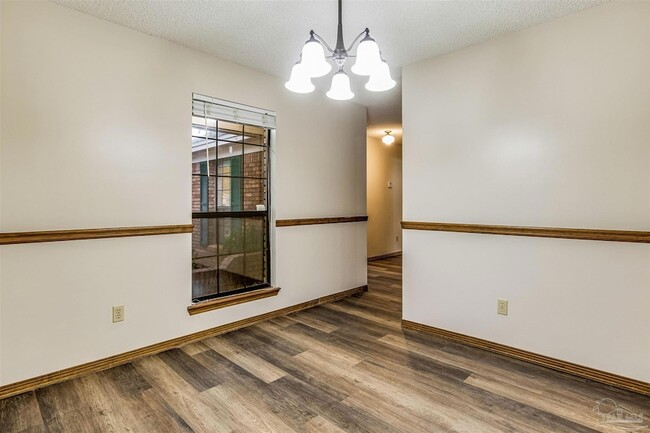 Building Photo - 6327 Heart Pine Dr