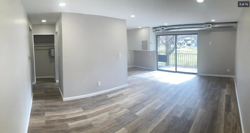 Photo - 17500 Euclid Ave (Cleveland, OH)